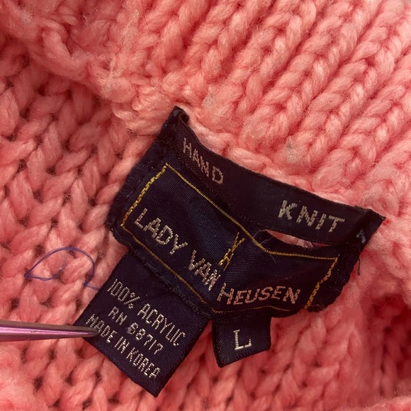 Lady Van Heusen Size L Chunky Bubblegum Pink Hand Knit Cable Collared Sweater - Picture 8 of 10